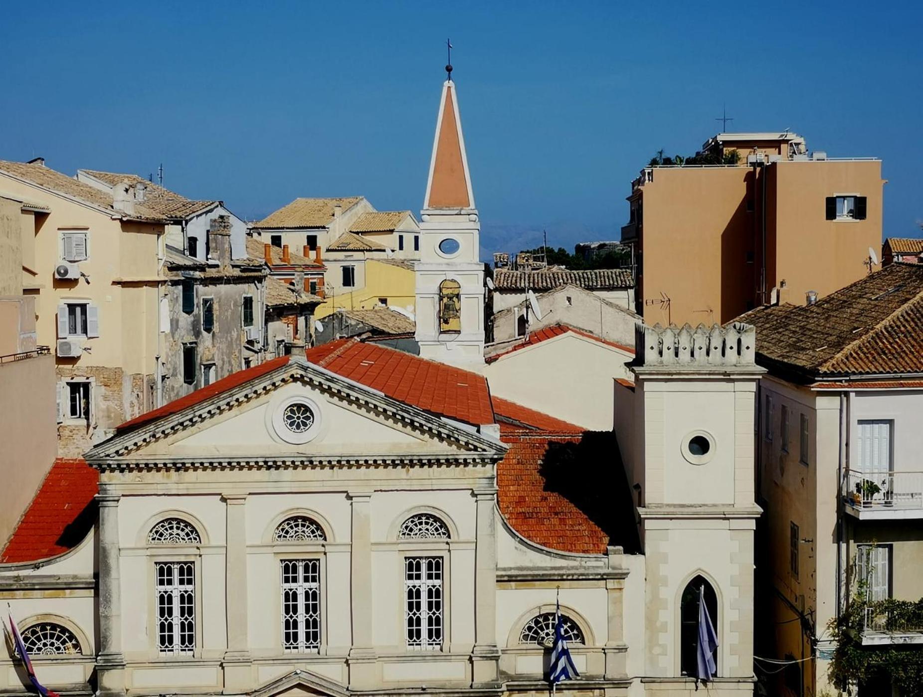 Attic Flat At San Giacomo Square-Corfu Town Appartement Buitenkant foto