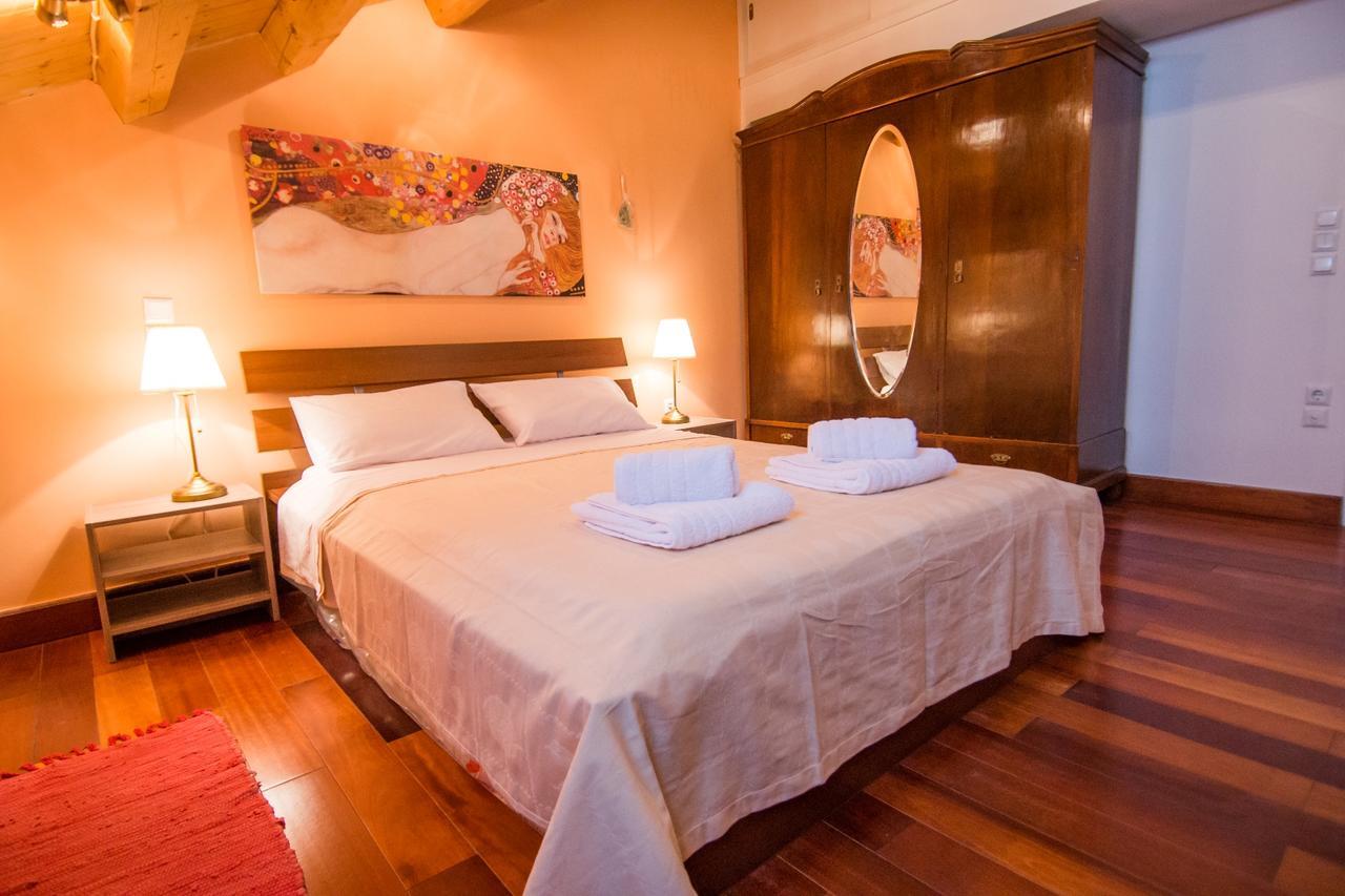 Attic Flat At San Giacomo Square-Corfu Town Appartement Buitenkant foto