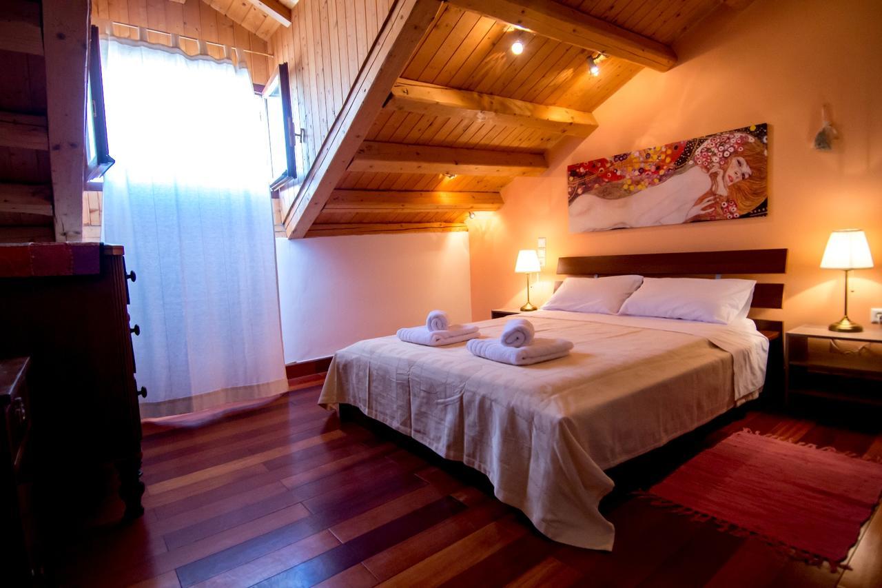 Attic Flat At San Giacomo Square-Corfu Town Appartement Buitenkant foto