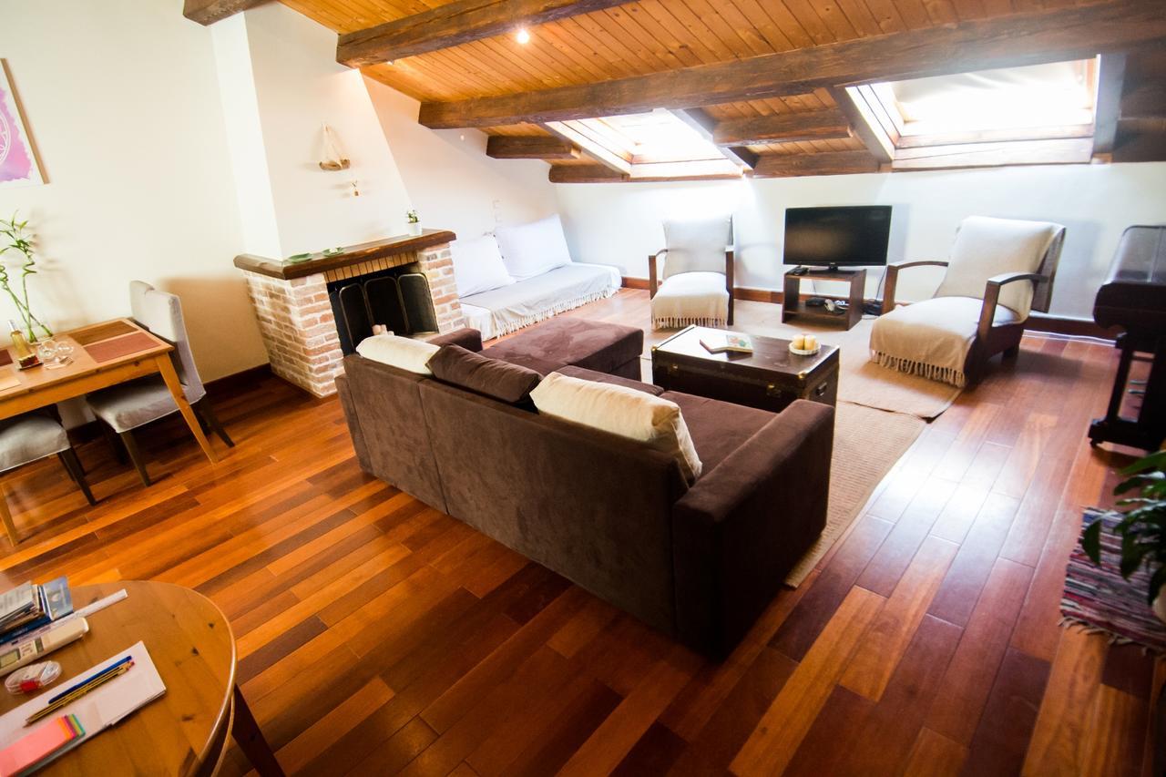 Attic Flat At San Giacomo Square-Corfu Town Appartement Buitenkant foto